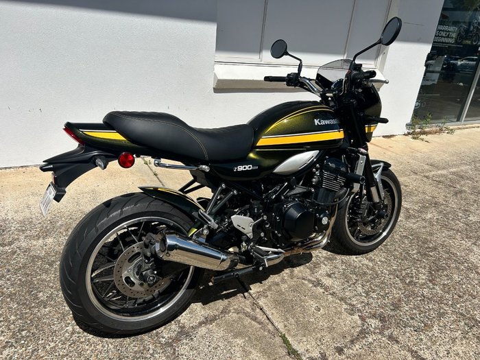 2021 Kawasaki Z900RS (ZR900C) GREEN