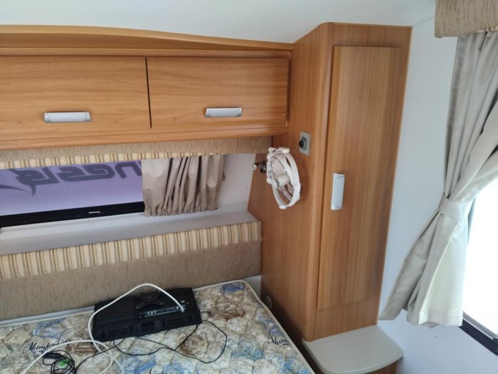 2013 Windsor 19.6Ft Couples Van Separate Toilet And Shower- Price Reduced