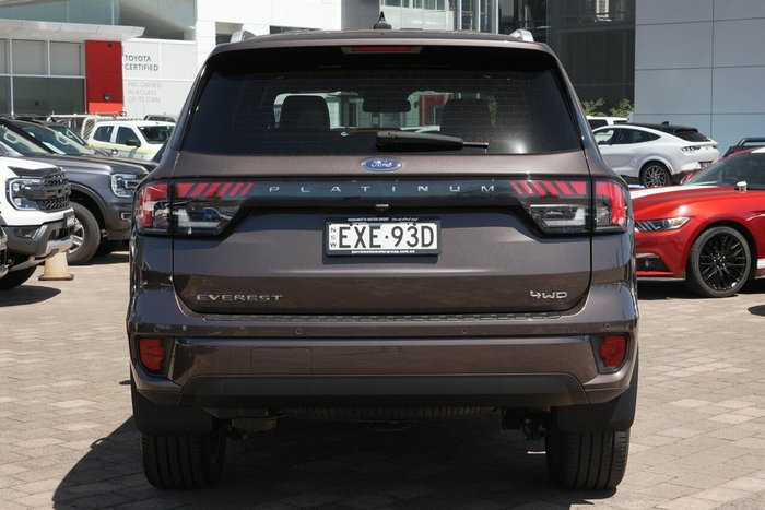 2022 Ford Everest Platinum