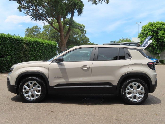 2024 Jeep Avenger Longitude