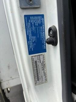 2018 Isuzu Npr 65 190 White