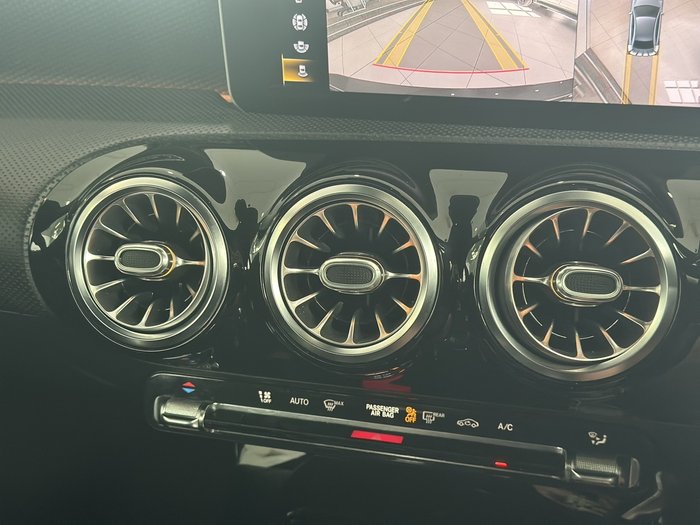 2019 Mercedes-Benz A200