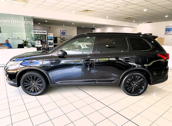 2021 Mitsubishi Outlander Black Edition
