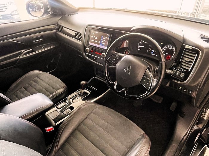 2021 Mitsubishi Outlander Black Edition