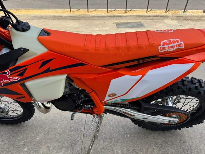 2025 Ktm 300 EXC CHAMPIONS EDITION ORANGE