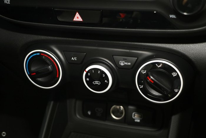 2025 Hyundai Venue Active