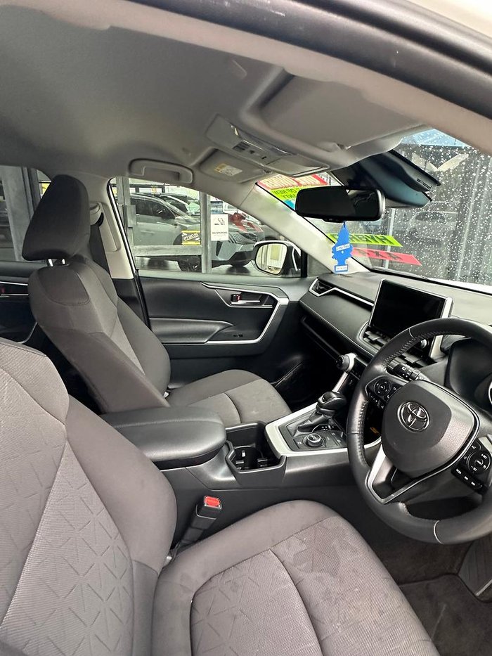 2023 Toyota RAV4 GXL