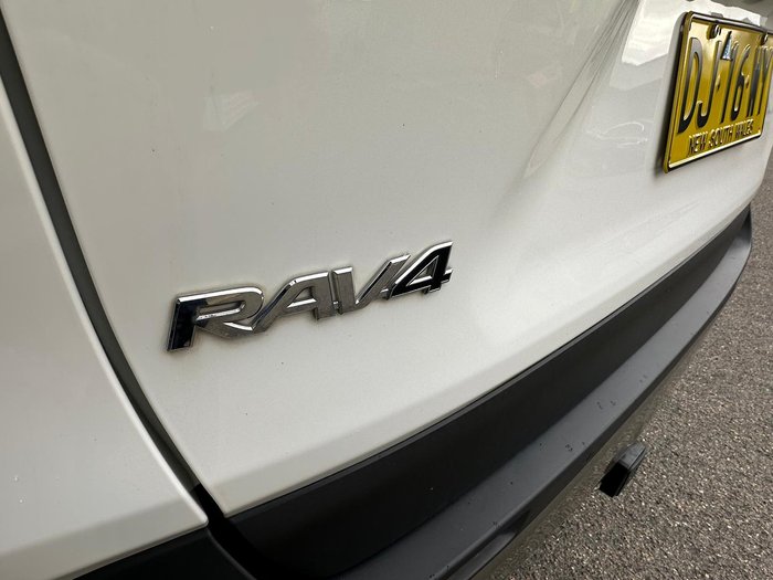 2023 Toyota RAV4 GXL