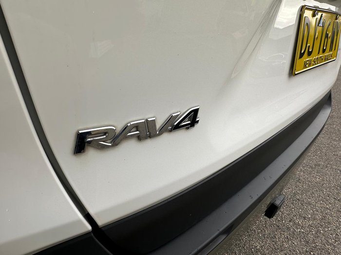 2023 Toyota RAV4 GXL