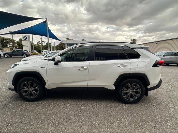 2023 Toyota RAV4 GXL