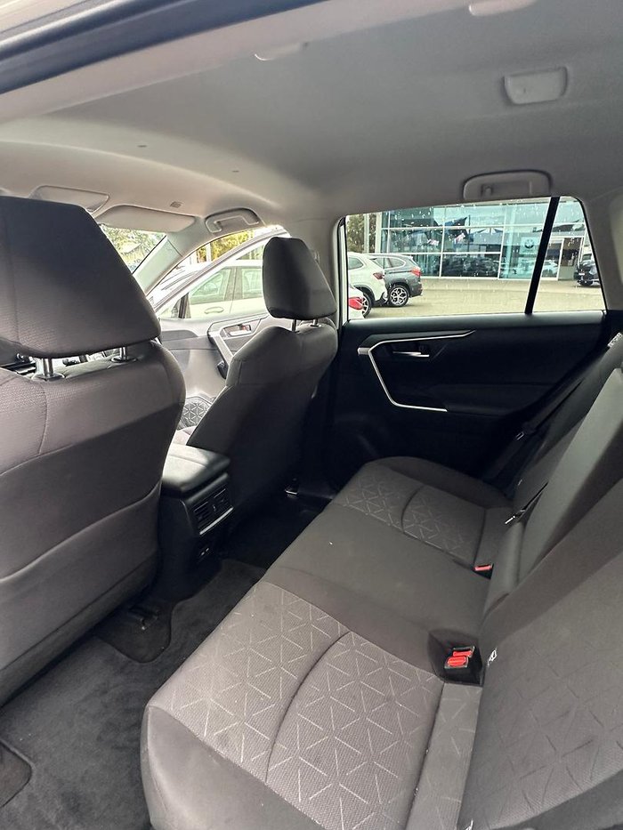 2023 Toyota RAV4 GXL