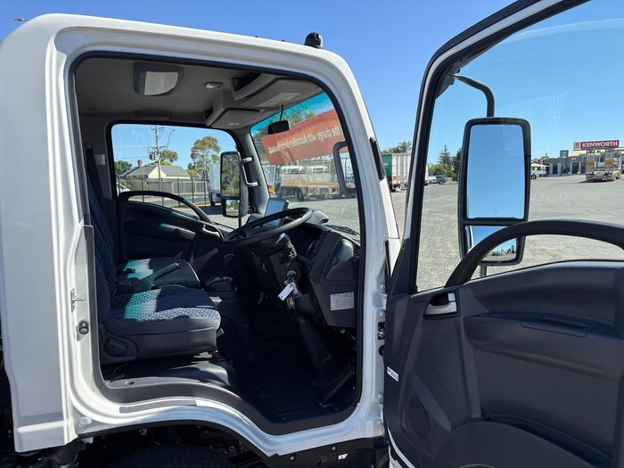 2024 Isuzu Nnr Amt Mwb