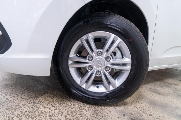 2025 LDV G10