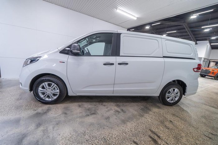 2025 LDV G10