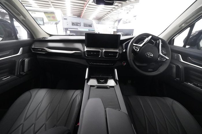 2025 LDV D90 Executive