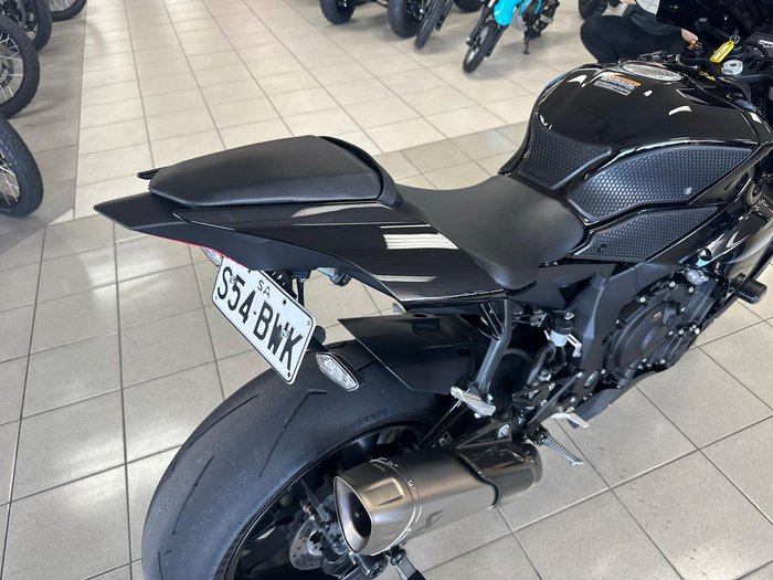 2023 Yamaha YZF-R1 R1 Black