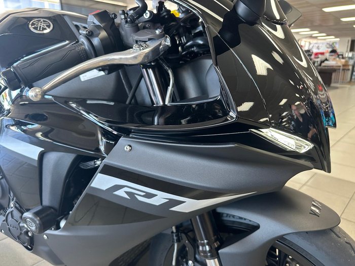 2023 Yamaha YZF-R1 R1 Black