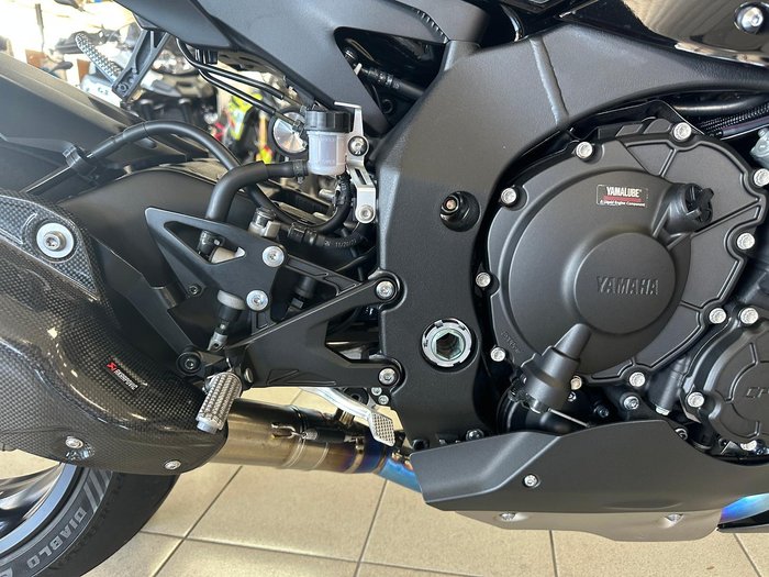 2023 Yamaha YZF-R1 R1 Black