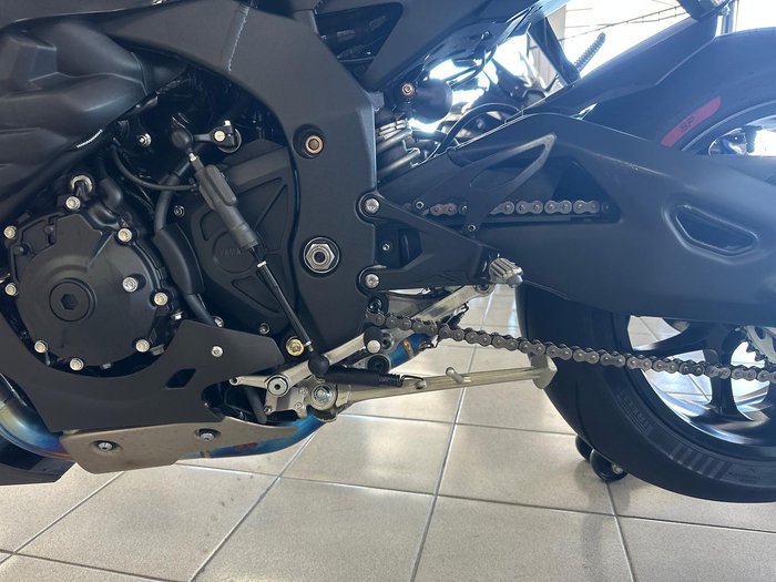 2023 Yamaha YZF-R1 R1 Black