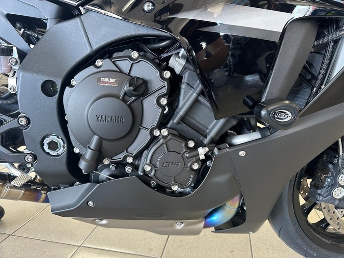 2023 Yamaha YZF-R1 R1 Black