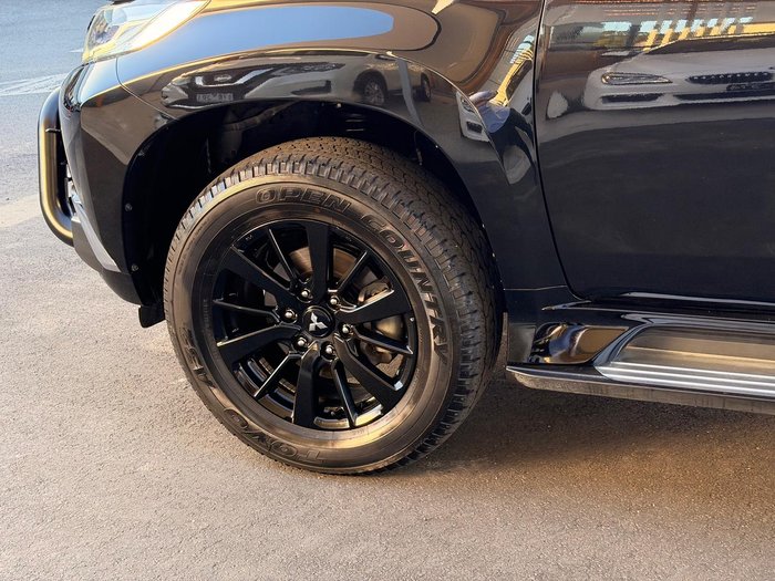 2019 Mitsubishi Pajero Sport Black Edition