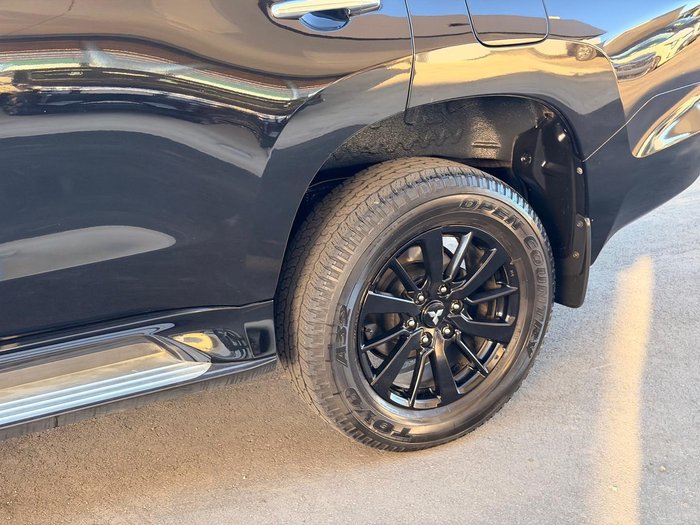 2019 Mitsubishi Pajero Sport Black Edition