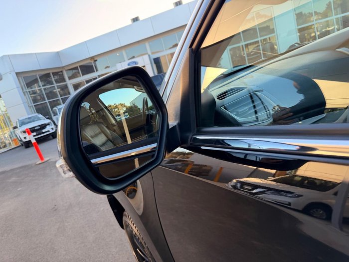 2019 Mitsubishi Pajero Sport Black Edition