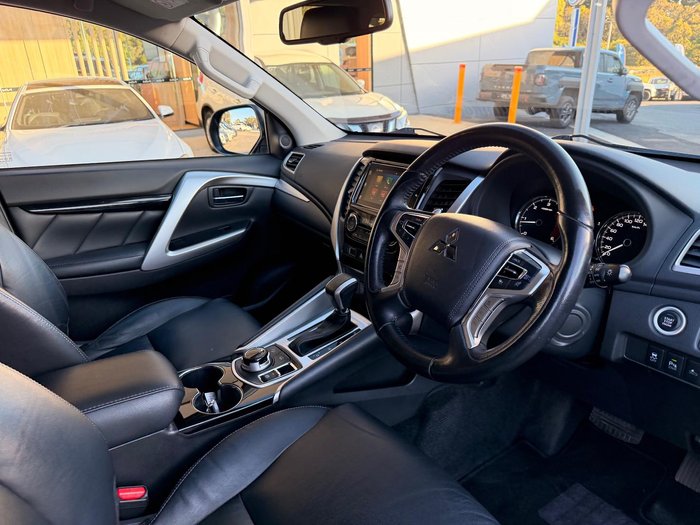 2019 Mitsubishi Pajero Sport Black Edition