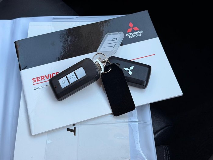 2019 Mitsubishi Pajero Sport Black Edition