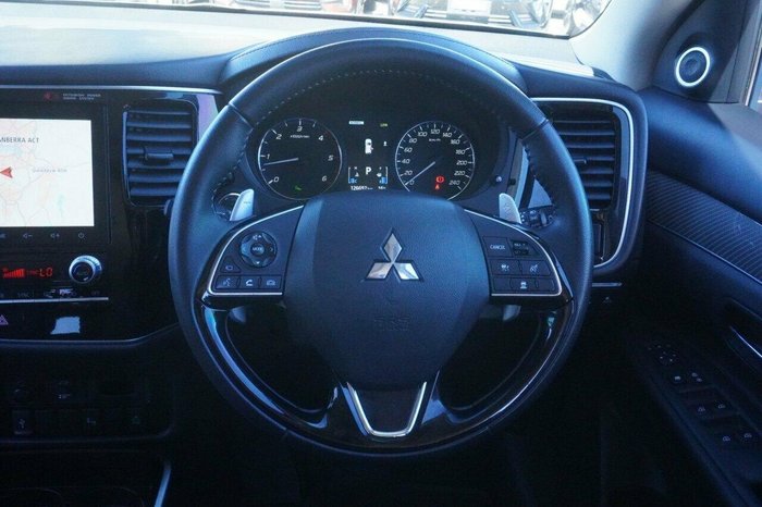 2020 Mitsubishi Outlander Exceed