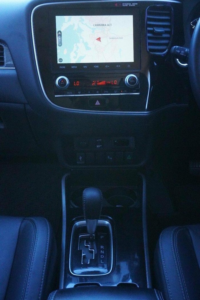 2020 Mitsubishi Outlander Exceed