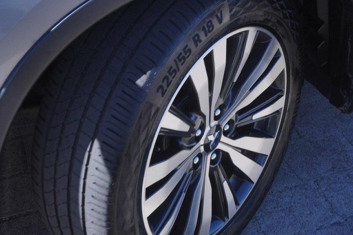 2020 Mitsubishi Outlander Exceed