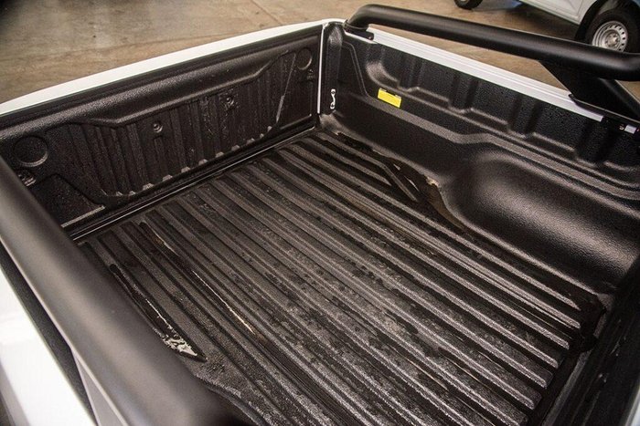 2025 Isuzu D-MAX BLADE