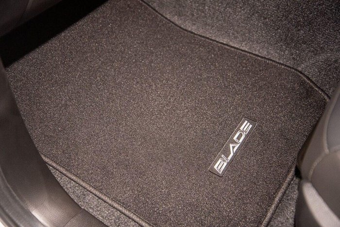 2025 Isuzu D-MAX BLADE