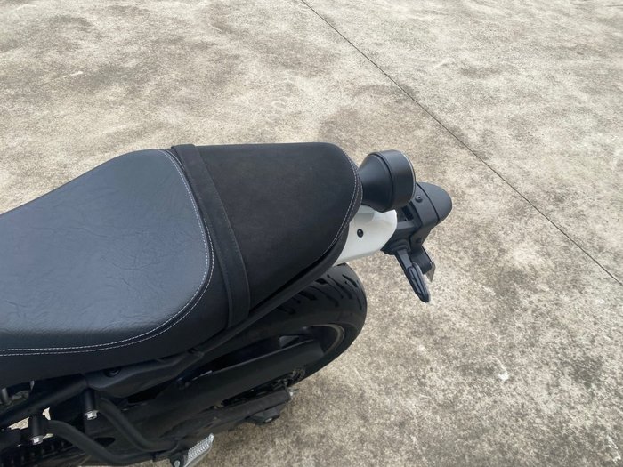 2024 Yamaha XSR700 White