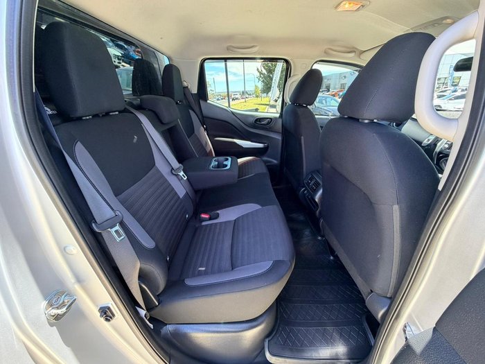 2023 Nissan Navara SL Warrior