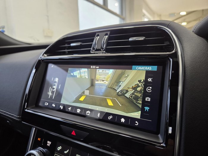 2020 Jaguar XE P300 R-Dynamic HSE