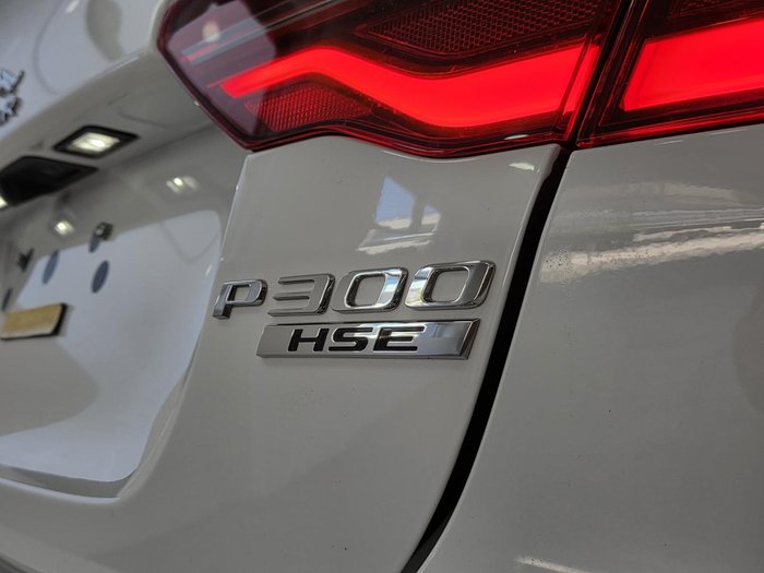 2020 Jaguar XE P300 R-Dynamic HSE