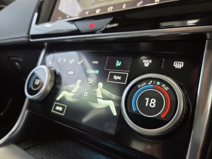 2020 Jaguar XE P300 R-Dynamic HSE