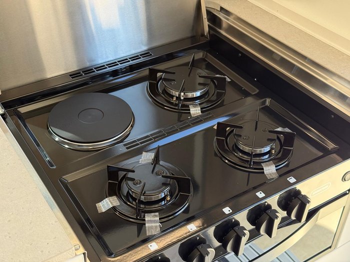 2025 Traveller Destination Track 13