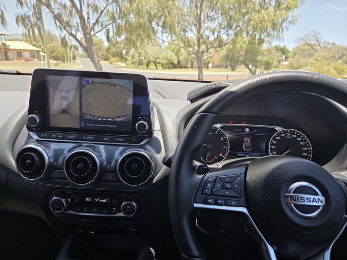 2020 Nissan JUKE ST-L F16 Fuji Sunset Red