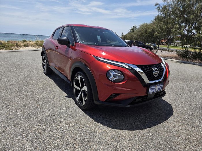 2020 Nissan JUKE ST-L F16 Fuji Sunset Red