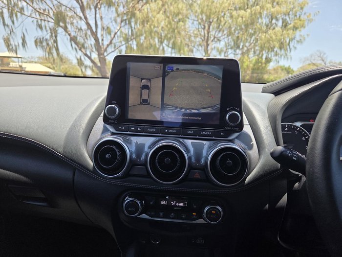 2020 Nissan JUKE ST-L F16 Fuji Sunset Red