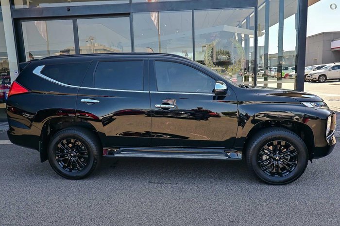 2023 Mitsubishi Pajero Sport GSR