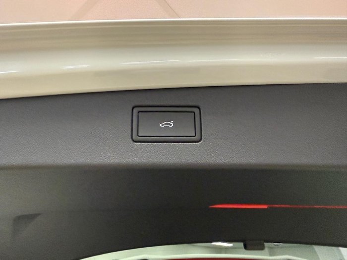 2025 Volkswagen Tiguan 150TSI R-Line