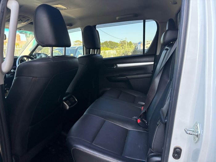 2019 Toyota Hilux SR5