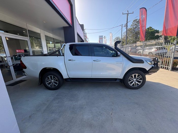 2019 Toyota Hilux SR5