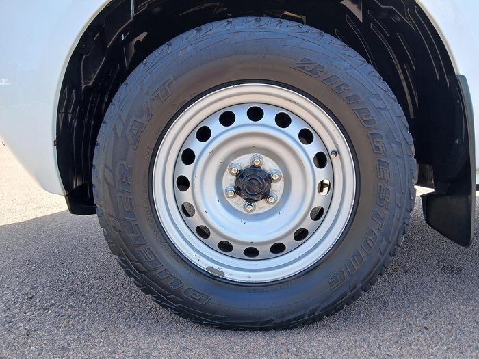 2021 Nissan Navara SL