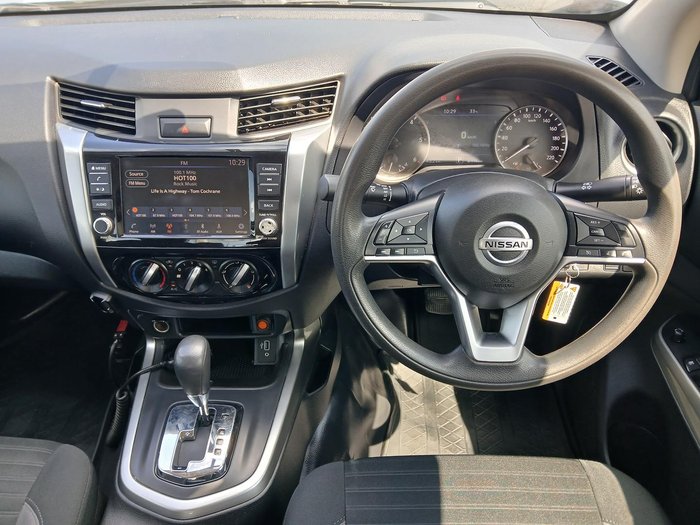 2021 Nissan Navara SL