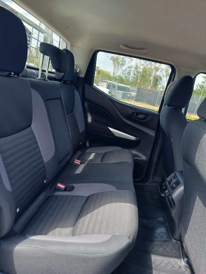 2021 Nissan Navara SL